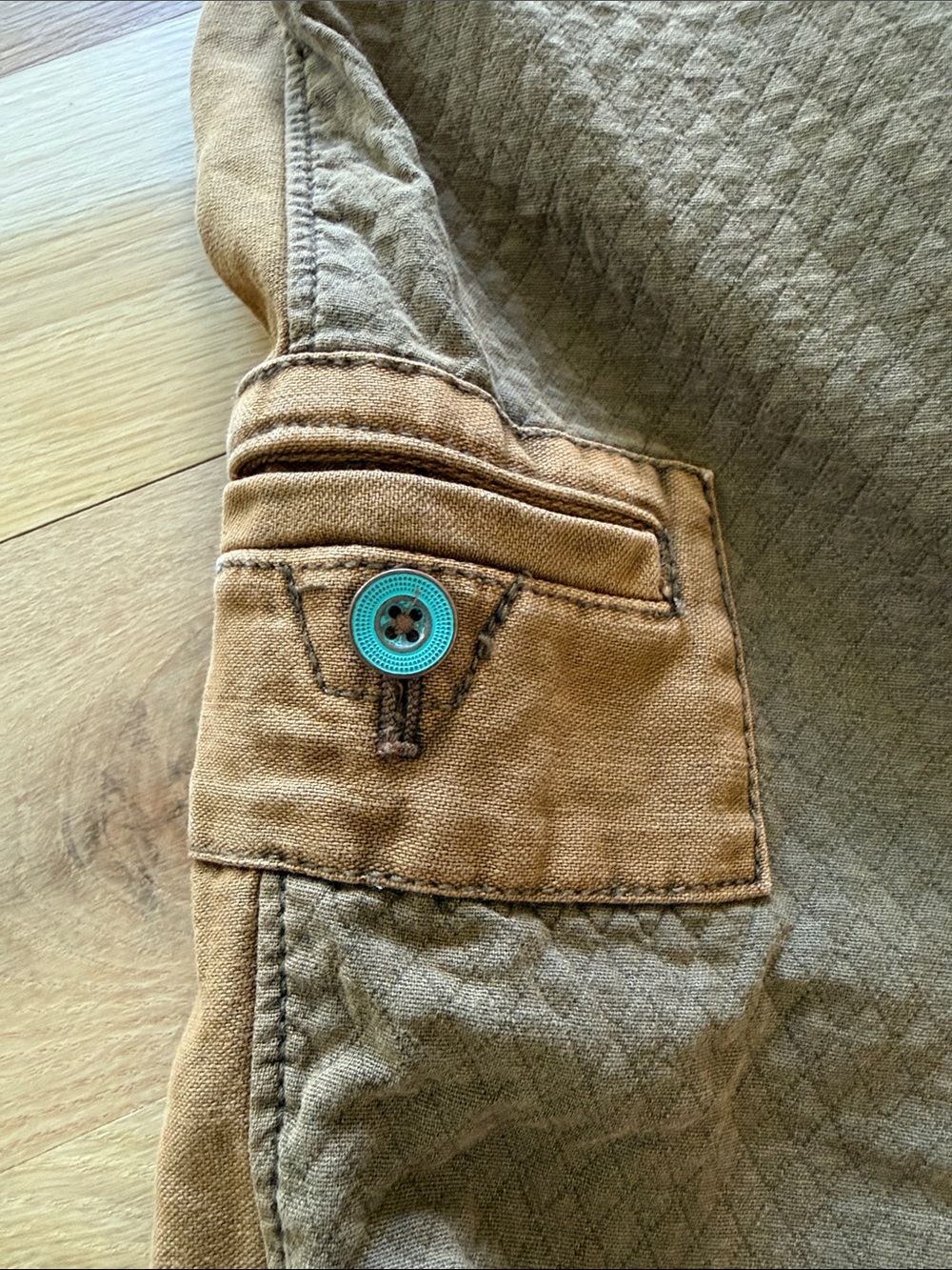 HeiHei by Anthropologie Two Tone Brown Khaki Cargo Pants - Picture 5 of 12